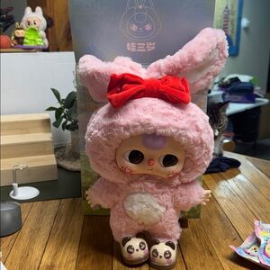 Baby Three 400% and One pair of BB3 Shoes